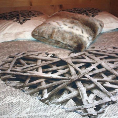 L'Entre 2 Cols Bed and Breakfast Saint-Martin-sur-le-Chambre Kamer foto